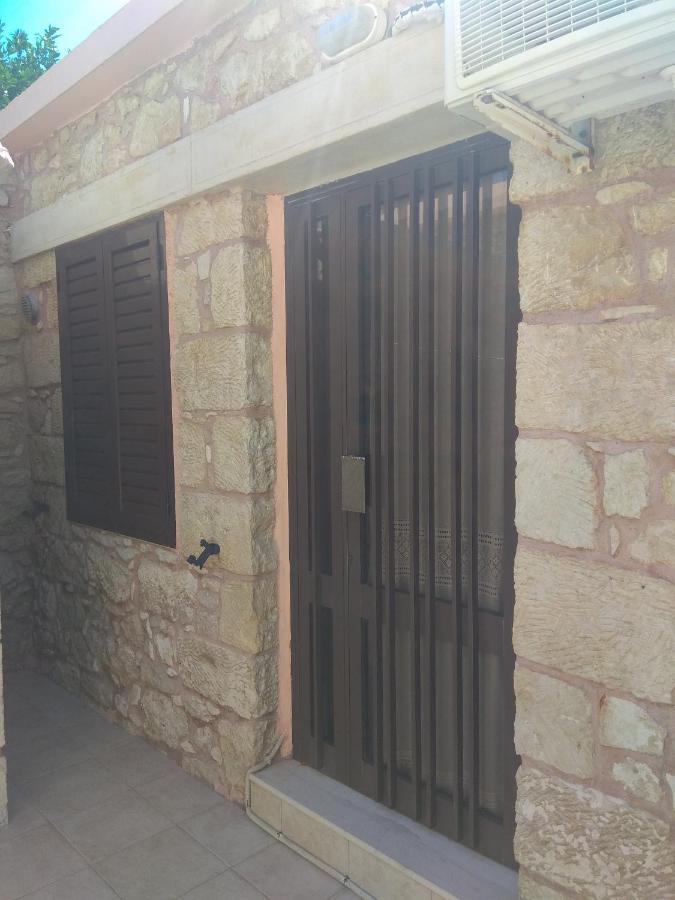 Stonehouse Villa Skopi Skopi  ภายนอก รูปภาพ