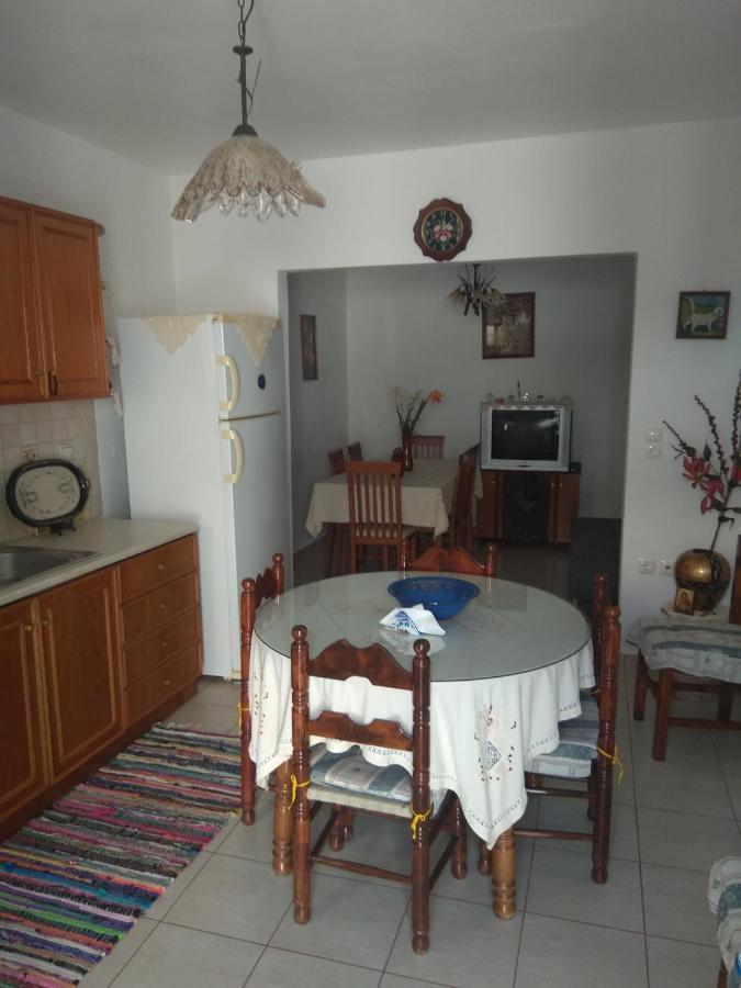 Stonehouse Villa Skopi Skopi  ภายนอก รูปภาพ